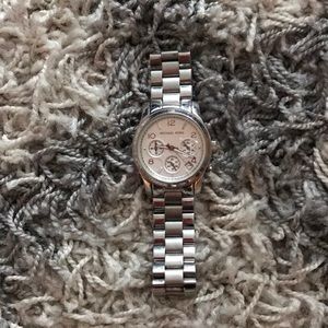 ⭐️PRICE DROP Michael Kors Watch